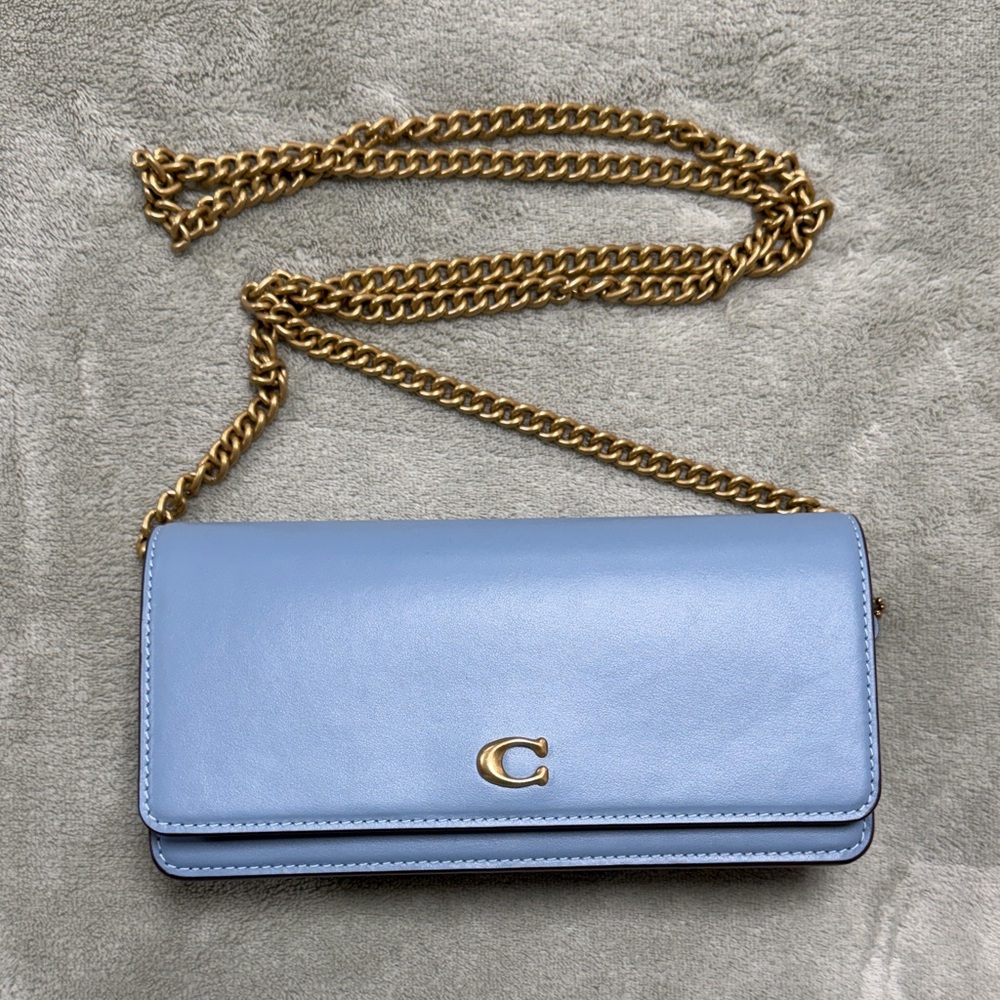 Coach Evie wallet with Chain.  Light Blue Leather